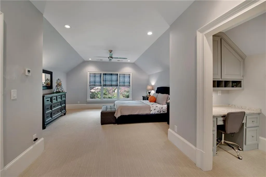 5660 Glen Errol Road, Atlanta, Georgia 30327, 4 Bedrooms Bedrooms, ,5 BathroomsBathrooms,Residential,Sold,5660 Glen Errol Road,6754449