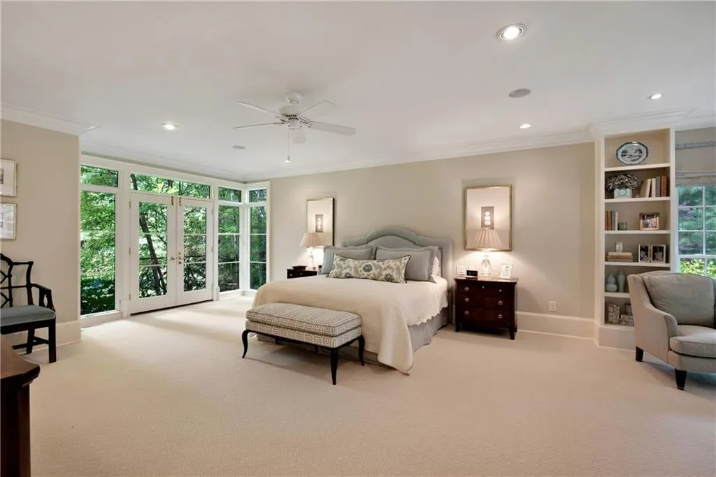 5660 Glen Errol Road, Atlanta, Georgia 30327, 4 Bedrooms Bedrooms, ,5 BathroomsBathrooms,Residential,Sold,5660 Glen Errol Road,6754449