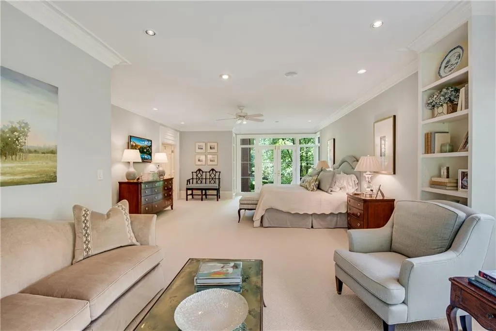 5660 Glen Errol Road, Atlanta, Georgia 30327, 4 Bedrooms Bedrooms, ,5 BathroomsBathrooms,Residential,Sold,5660 Glen Errol Road,6754449