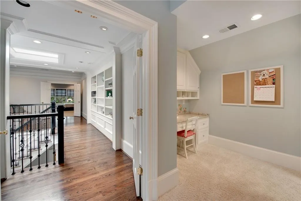 5660 Glen Errol Road, Atlanta, Georgia 30327, 4 Bedrooms Bedrooms, ,5 BathroomsBathrooms,Residential,Sold,5660 Glen Errol Road,6754449