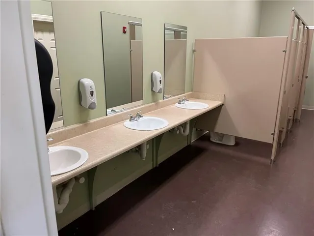 1170