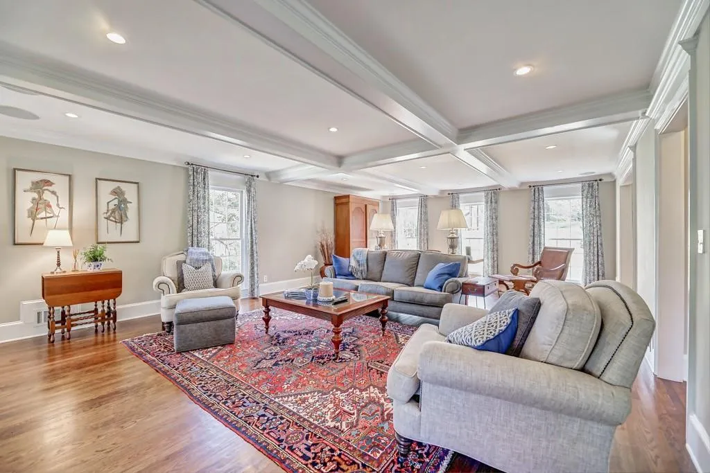 7000 Hunters Branch Drive, Sandy Springs, Georgia 30328, 5 Bedrooms Bedrooms, ,3 BathroomsBathrooms,Residential,Sold,7000 Hunters Branch Drive,6857022 7000 Hunters Branch Drive, Sandy Springs, Georgia 30328, 5 Bedrooms Bedrooms, ,3 BathroomsBathrooms,Residential,Sold,7000 Hunters Branch Drive,6857022