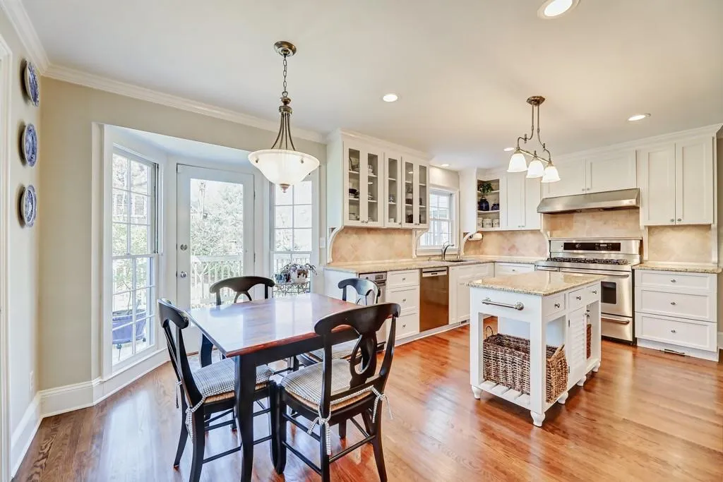 7000 Hunters Branch Drive, Sandy Springs, Georgia 30328, 5 Bedrooms Bedrooms, ,3 BathroomsBathrooms,Residential,Sold,7000 Hunters Branch Drive,6857022 7000 Hunters Branch Drive, Sandy Springs, Georgia 30328, 5 Bedrooms Bedrooms, ,3 BathroomsBathrooms,Residential,Sold,7000 Hunters Branch Drive,6857022