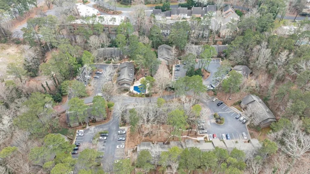 8740 Roswell Road Unit 6a, Atlanta, Georgia 30350, 2 Bedrooms Bedrooms, ,2 BathroomsBathrooms,Residential,For Sale,8740 Roswell Road Unit 6a,7730009