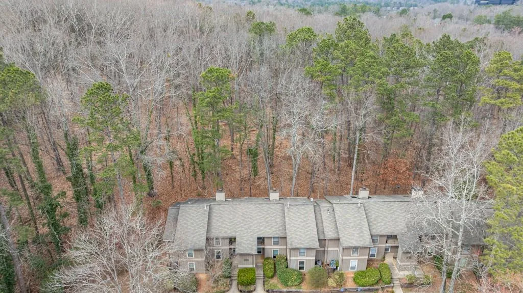 8740 Roswell Road Unit 6a, Atlanta, Georgia 30350, 2 Bedrooms Bedrooms, ,2 BathroomsBathrooms,Residential,For Sale,8740 Roswell Road Unit 6a,7730009