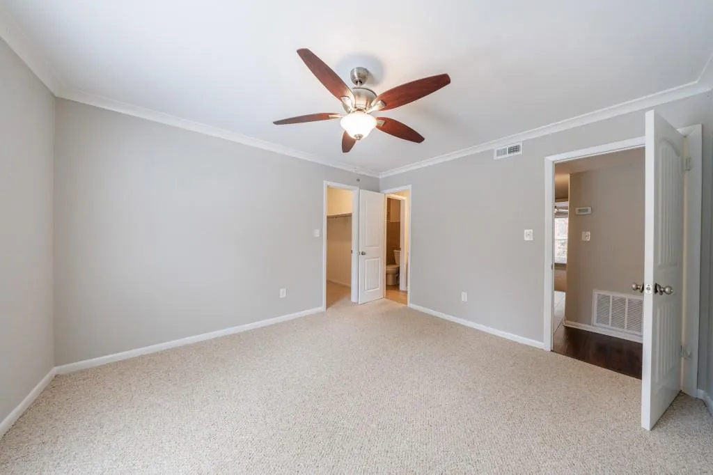 8740 Roswell Road Unit 6a, Atlanta, Georgia 30350, 2 Bedrooms Bedrooms, ,2 BathroomsBathrooms,Residential,For Sale,8740 Roswell Road Unit 6a,7730009