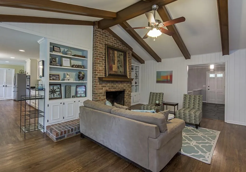 7290 Hunters Branch Drive, Sandy Springs, Georgia 30328, 5 Bedrooms Bedrooms, ,3 BathroomsBathrooms,Residential,Sold,7290 Hunters Branch Drive,5693882
