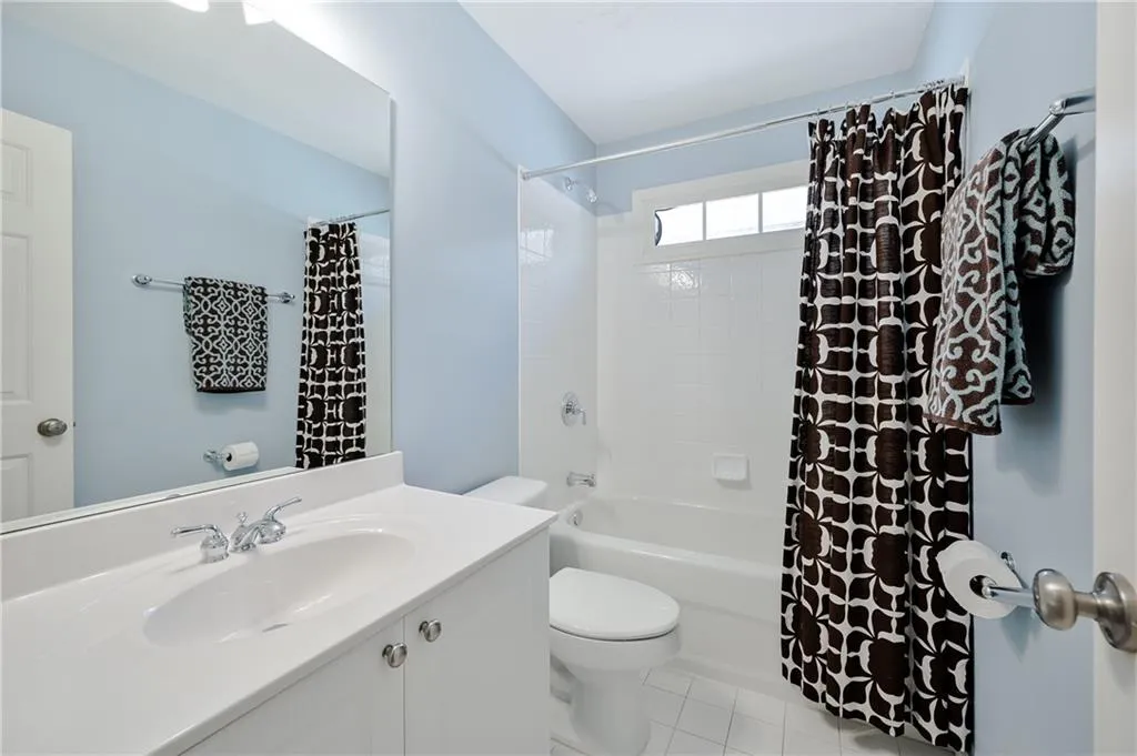 385 Wembley Circle, Sandy Springs, Georgia 30328, 3 Bedrooms Bedrooms, ,3 BathroomsBathrooms,Residential,Sold,385 Wembley Circle,6880813