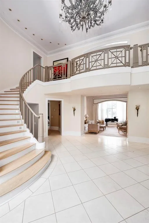 8285 Jett Ferry Road, Sandy Springs, Georgia 30350, 6 Bedrooms Bedrooms, ,8 BathroomsBathrooms,Residential,Sold,8285 Jett Ferry Road,6044434