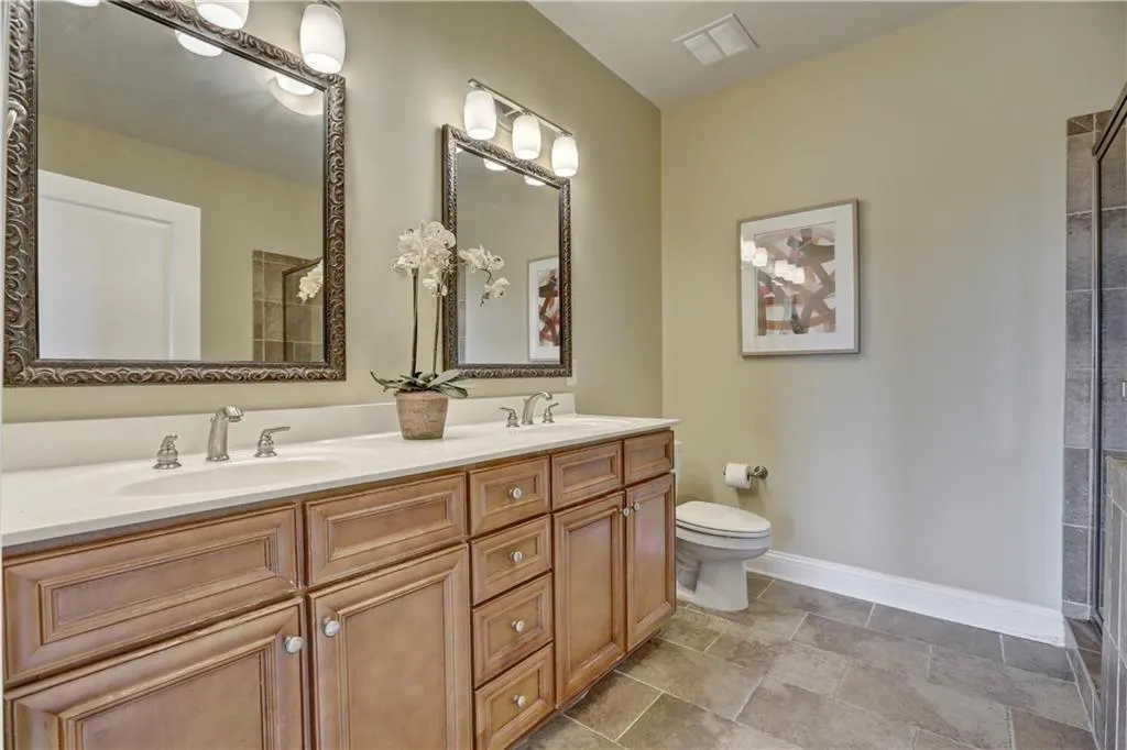 901 Abernathy Road Unit 5250, Atlanta, Georgia 30328, 3 Bedrooms Bedrooms, ,2 BathroomsBathrooms,Residential,Sold,901 Abernathy Road Unit 5250,5822764