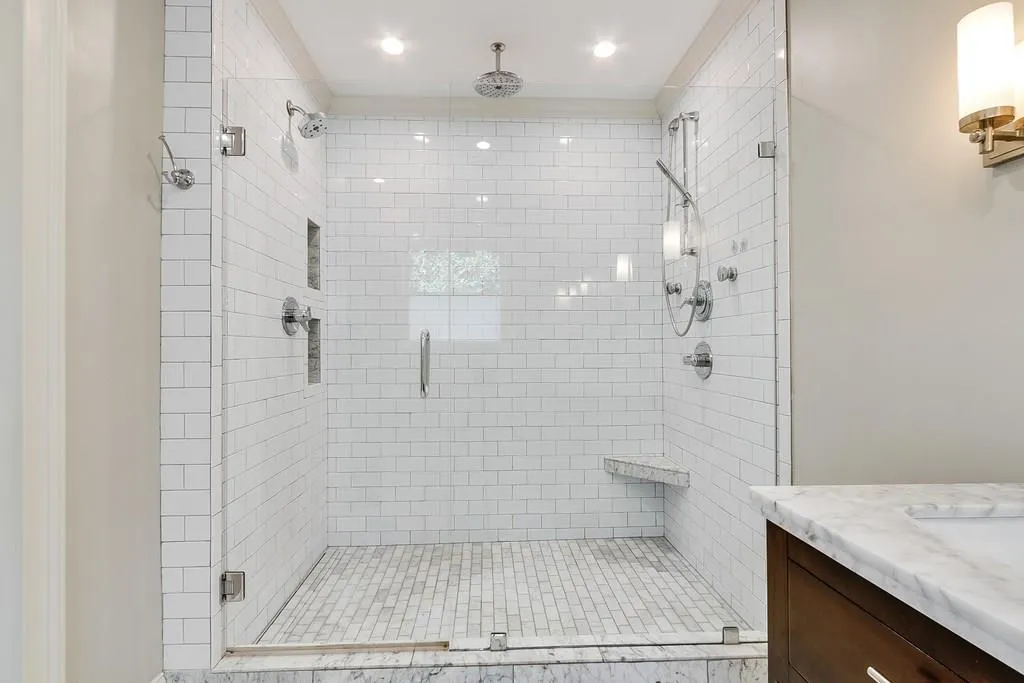 7735 Nesbit Ferry Road, Atlanta, Georgia 30350, 5 Bedrooms Bedrooms, ,3 BathroomsBathrooms,Residential,Sold,7735 Nesbit Ferry Road,6056507