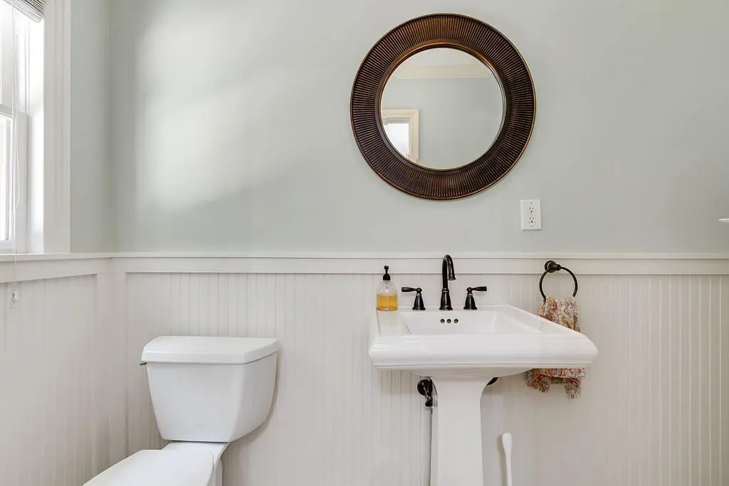 7735 Nesbit Ferry Road, Atlanta, Georgia 30350, 5 Bedrooms Bedrooms, ,3 BathroomsBathrooms,Residential,Sold,7735 Nesbit Ferry Road,6056507