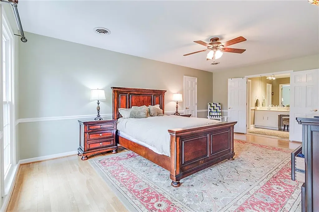 7990 Innsbruck Drive, Sandy Springs, Georgia 30350, 5 Bedrooms Bedrooms, ,4 BathroomsBathrooms,Residential,Sold,7990 Innsbruck Drive,5989123