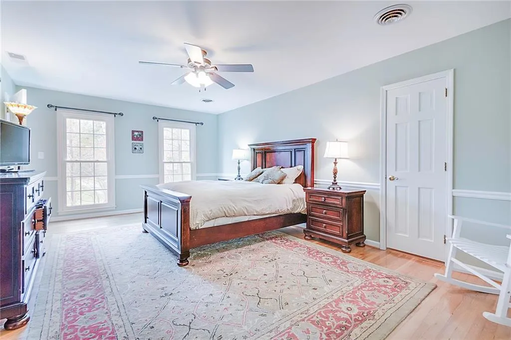 7990 Innsbruck Drive, Sandy Springs, Georgia 30350, 5 Bedrooms Bedrooms, ,4 BathroomsBathrooms,Residential,Sold,7990 Innsbruck Drive,5989123