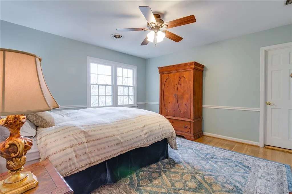 7990 Innsbruck Drive, Sandy Springs, Georgia 30350, 5 Bedrooms Bedrooms, ,4 BathroomsBathrooms,Residential,Sold,7990 Innsbruck Drive,5989123