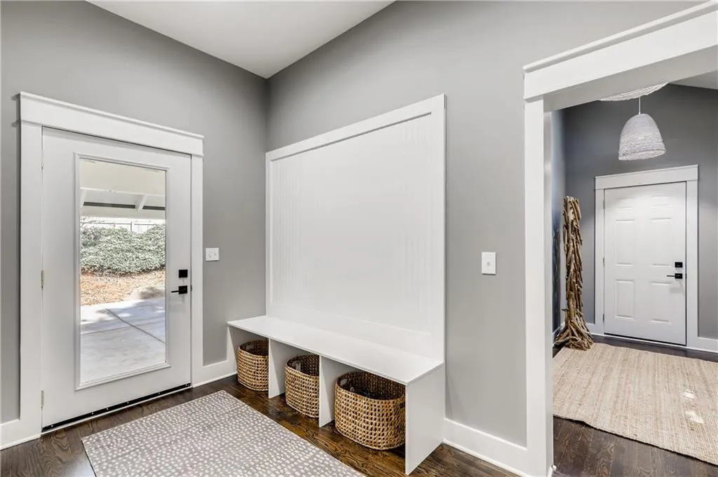 6240 Weatherly Drive, Sandy Springs, Georgia 30328, 6 Bedrooms Bedrooms, ,4 BathroomsBathrooms,Residential,Sold,6240 Weatherly Drive,6827811 6240 Weatherly Drive, Sandy Springs, Georgia 30328, 6 Bedrooms Bedrooms, ,4 BathroomsBathrooms,Residential,Sold,6240 Weatherly Drive,6827811