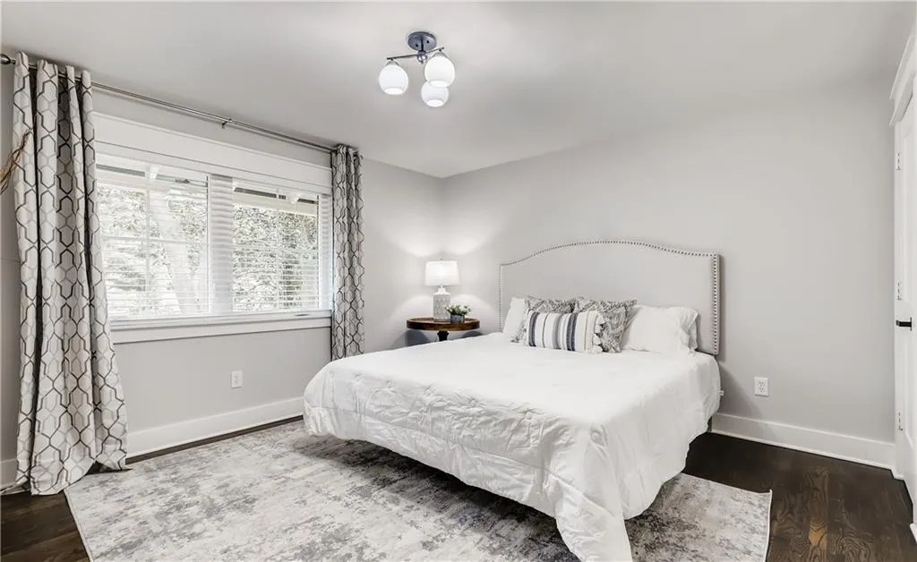 6240 Weatherly Drive, Sandy Springs, Georgia 30328, 6 Bedrooms Bedrooms, ,4 BathroomsBathrooms,Residential,Sold,6240 Weatherly Drive,6827811 6240 Weatherly Drive, Sandy Springs, Georgia 30328, 6 Bedrooms Bedrooms, ,4 BathroomsBathrooms,Residential,Sold,6240 Weatherly Drive,6827811