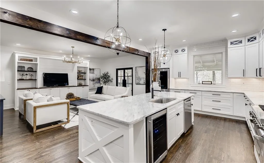 6240 Weatherly Drive, Sandy Springs, Georgia 30328, 6 Bedrooms Bedrooms, ,4 BathroomsBathrooms,Residential,Sold,6240 Weatherly Drive,6827811 6240 Weatherly Drive, Sandy Springs, Georgia 30328, 6 Bedrooms Bedrooms, ,4 BathroomsBathrooms,Residential,Sold,6240 Weatherly Drive,6827811