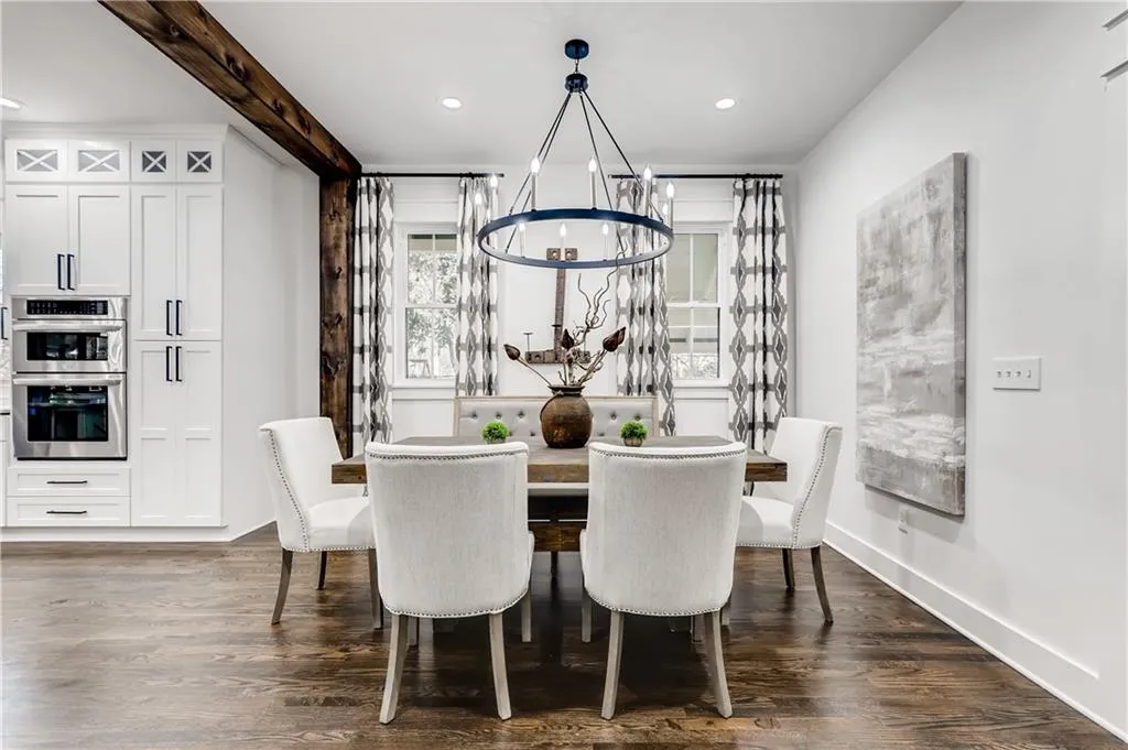 6240 Weatherly Drive, Sandy Springs, Georgia 30328, 6 Bedrooms Bedrooms, ,4 BathroomsBathrooms,Residential,Sold,6240 Weatherly Drive,6827811 6240 Weatherly Drive, Sandy Springs, Georgia 30328, 6 Bedrooms Bedrooms, ,4 BathroomsBathrooms,Residential,Sold,6240 Weatherly Drive,6827811