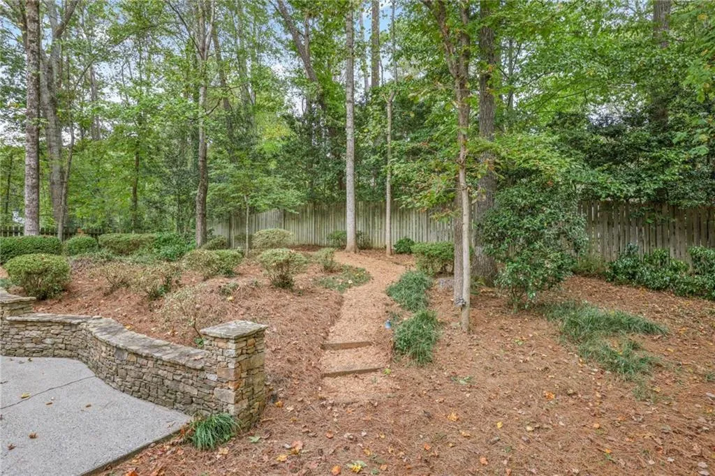 120 Seville Chase, Sandy Springs, Georgia 30328, 4 Bedrooms Bedrooms, ,4 BathroomsBathrooms,Residential,For Sale,120 Seville Chase,7663828