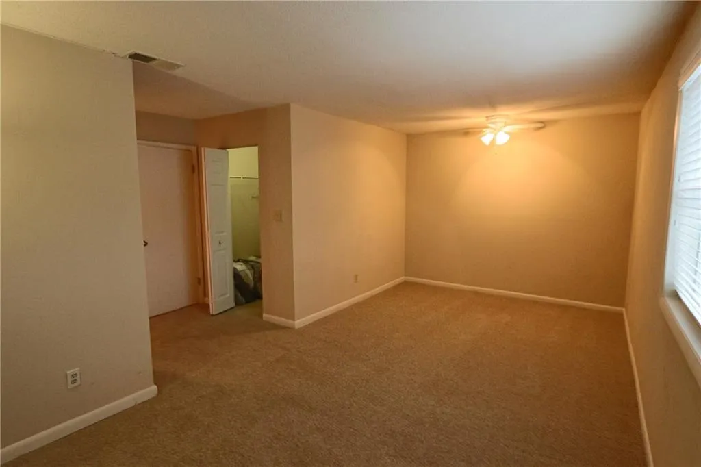 6900 Roswell Road Ne Unit N3, Atlanta, Georgia 30328, 2 Bedrooms Bedrooms, ,2 BathroomsBathrooms,Residential,Sold,6900 Roswell Road Ne Unit N3,5759700