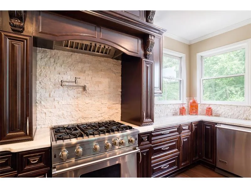 625 Eaton Place, Atlanta, Georgia 30350, 5 Bedrooms Bedrooms, ,4 BathroomsBathrooms,Residential,Sold,625 Eaton Place,5620194