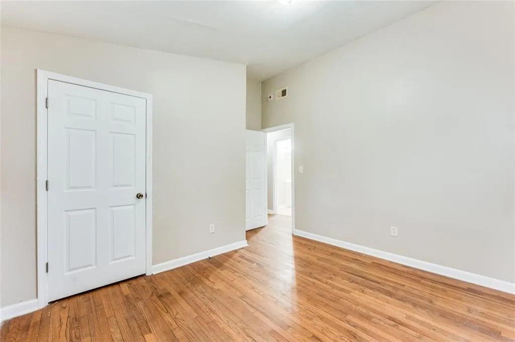 2600 Nw Baker Road, Atlanta, Georgia 30318, 3 Bedrooms Bedrooms, ,2 BathroomsBathrooms,Residential,For Sale,2600 Nw Baker Road,7605304