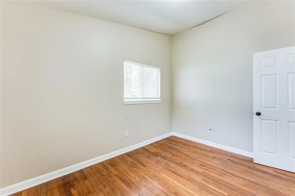 2600 Nw Baker Road, Atlanta, Georgia 30318, 3 Bedrooms Bedrooms, ,2 BathroomsBathrooms,Residential,For Sale,2600 Nw Baker Road,7605304