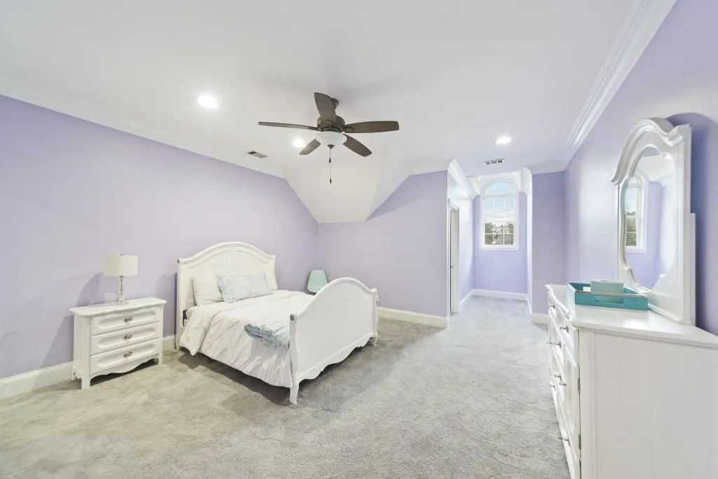 125 Helmsley Drive, Atlanta, Georgia 30327, 5 Bedrooms Bedrooms, ,5 BathroomsBathrooms,Residential,Sold,125 Helmsley Drive,6829794