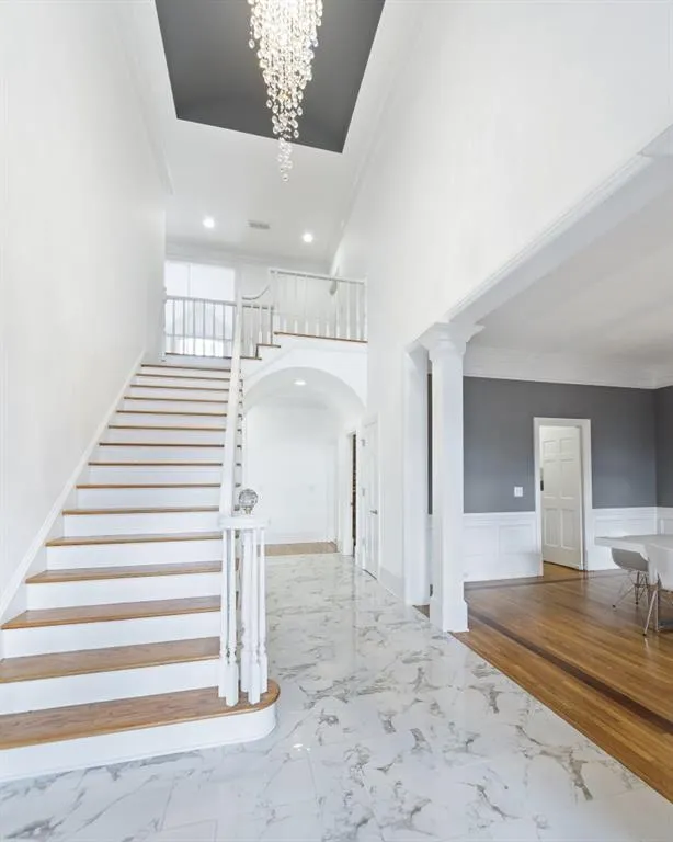 125 Helmsley Drive, Atlanta, Georgia 30327, 5 Bedrooms Bedrooms, ,5 BathroomsBathrooms,Residential,Sold,125 Helmsley Drive,6829794