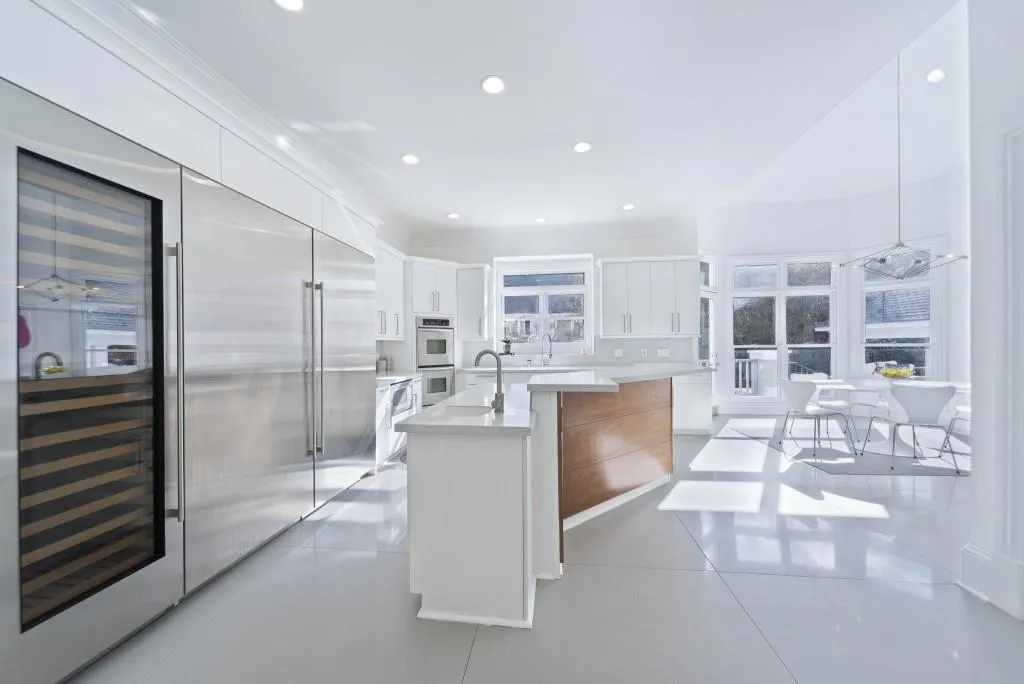 125 Helmsley Drive, Atlanta, Georgia 30327, 5 Bedrooms Bedrooms, ,5 BathroomsBathrooms,Residential,Sold,125 Helmsley Drive,6829794