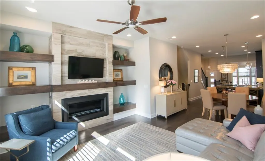 4111 Township Parkway Unit 4111, Atlanta, Georgia 30342, 2 Bedrooms Bedrooms, ,2 BathroomsBathrooms,Residential,Sold,4111 Township Parkway Unit 4111,6864928