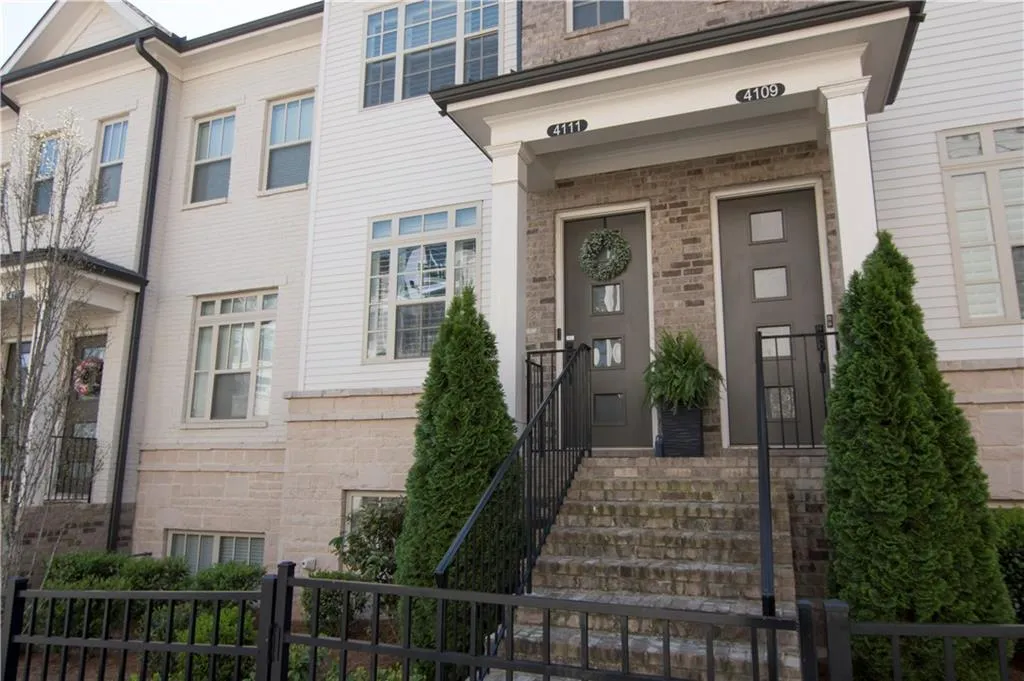 4111 Township Parkway Unit 4111, Atlanta, Georgia 30342, 2 Bedrooms Bedrooms, ,2 BathroomsBathrooms,Residential,Sold,4111 Township Parkway Unit 4111,6864928