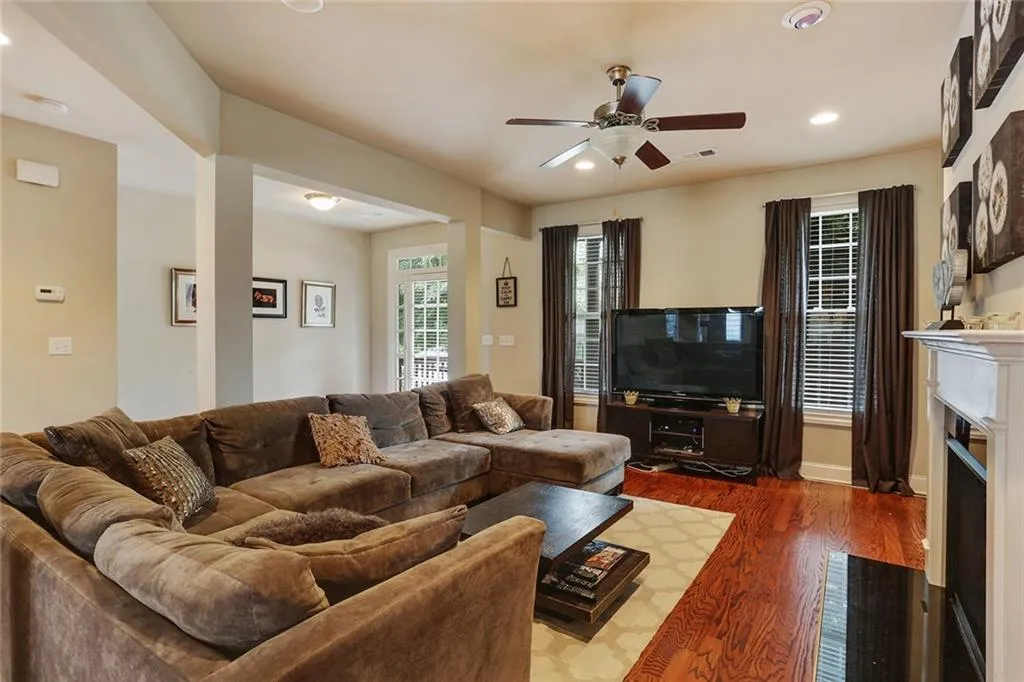 1652 Habershal Road Nw, Atlanta, Georgia 30318, 3 Bedrooms Bedrooms, ,2 BathroomsBathrooms,Residential,Sold,1652 Habershal Road Nw,5601807