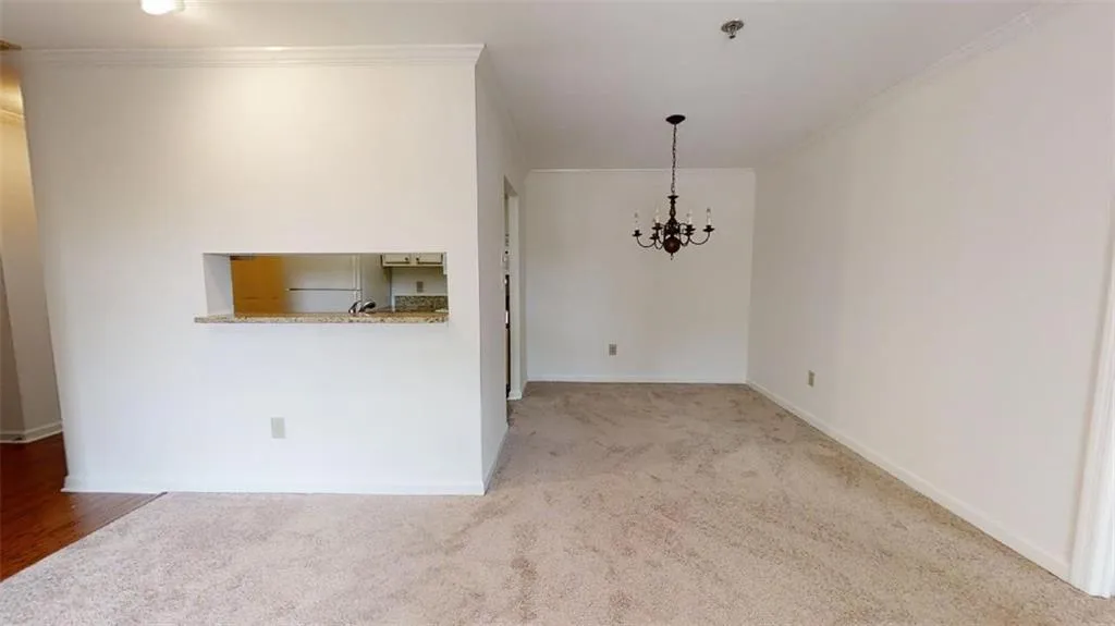 300 Johnson Ferry Road Ne Unit A308, Sandy Springs, Georgia 30328, 2 Bedrooms Bedrooms, ,2 BathroomsBathrooms,Residential,Sold,300 Johnson Ferry Road Ne Unit A308,7050178