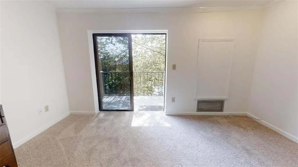 300 Johnson Ferry Road Ne Unit A308, Sandy Springs, Georgia 30328, 2 Bedrooms Bedrooms, ,2 BathroomsBathrooms,Residential,Sold,300 Johnson Ferry Road Ne Unit A308,7050178