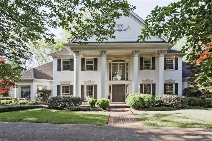 4 Harris Glen Glen Nw, Atlanta, Georgia 30327