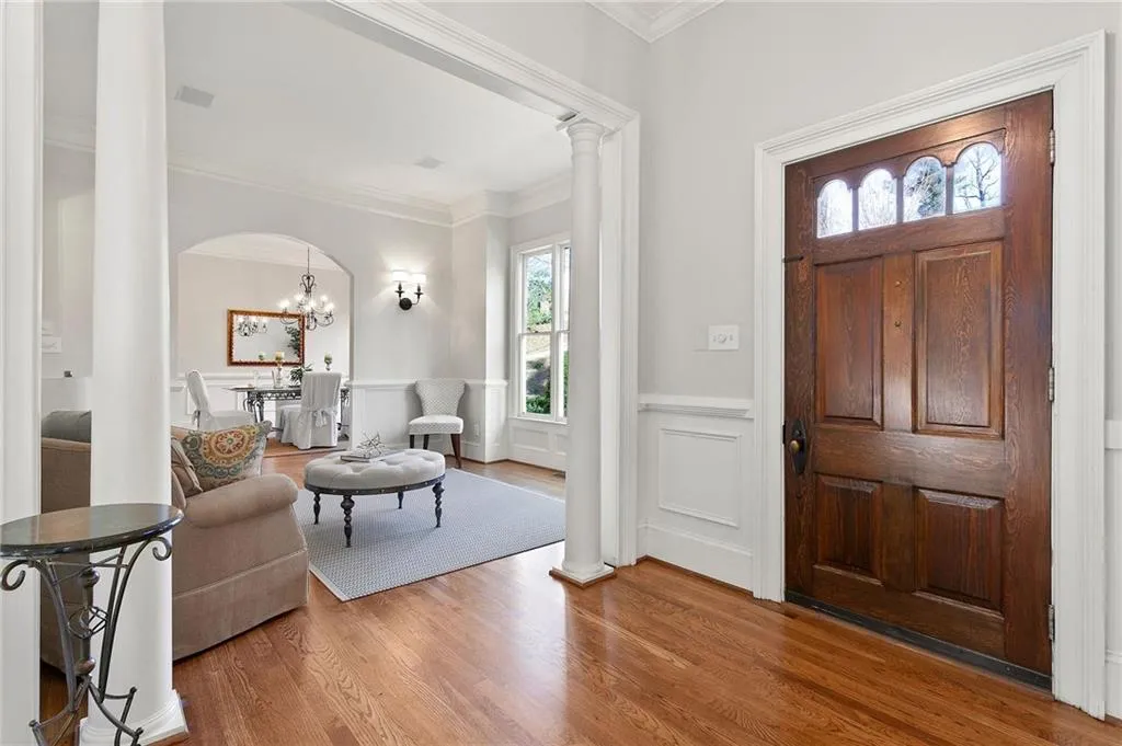 105 Grogans Landing, Sandy Springs, Georgia 30350, 5 Bedrooms Bedrooms, ,4 BathroomsBathrooms,Residential,Sold,105 Grogans Landing,6100063
