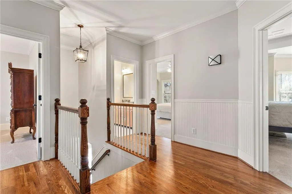 105 Grogans Landing, Sandy Springs, Georgia 30350, 5 Bedrooms Bedrooms, ,4 BathroomsBathrooms,Residential,Sold,105 Grogans Landing,6100063