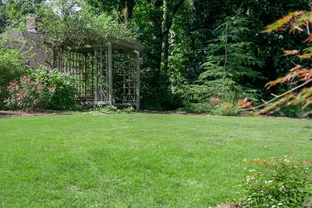 1110 Vernon Springs Court, Sandy Springs, Georgia 30327, 4 Bedrooms Bedrooms, ,3 BathroomsBathrooms,Residential,Sold,1110 Vernon Springs Court,6755194