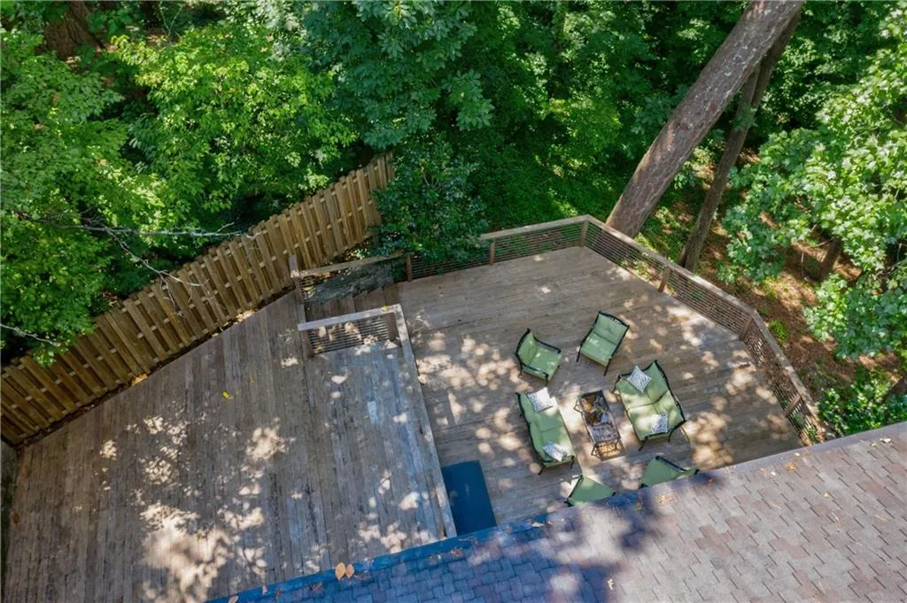 1110 Vernon Springs Court, Sandy Springs, Georgia 30327, 4 Bedrooms Bedrooms, ,3 BathroomsBathrooms,Residential,Sold,1110 Vernon Springs Court,6755194