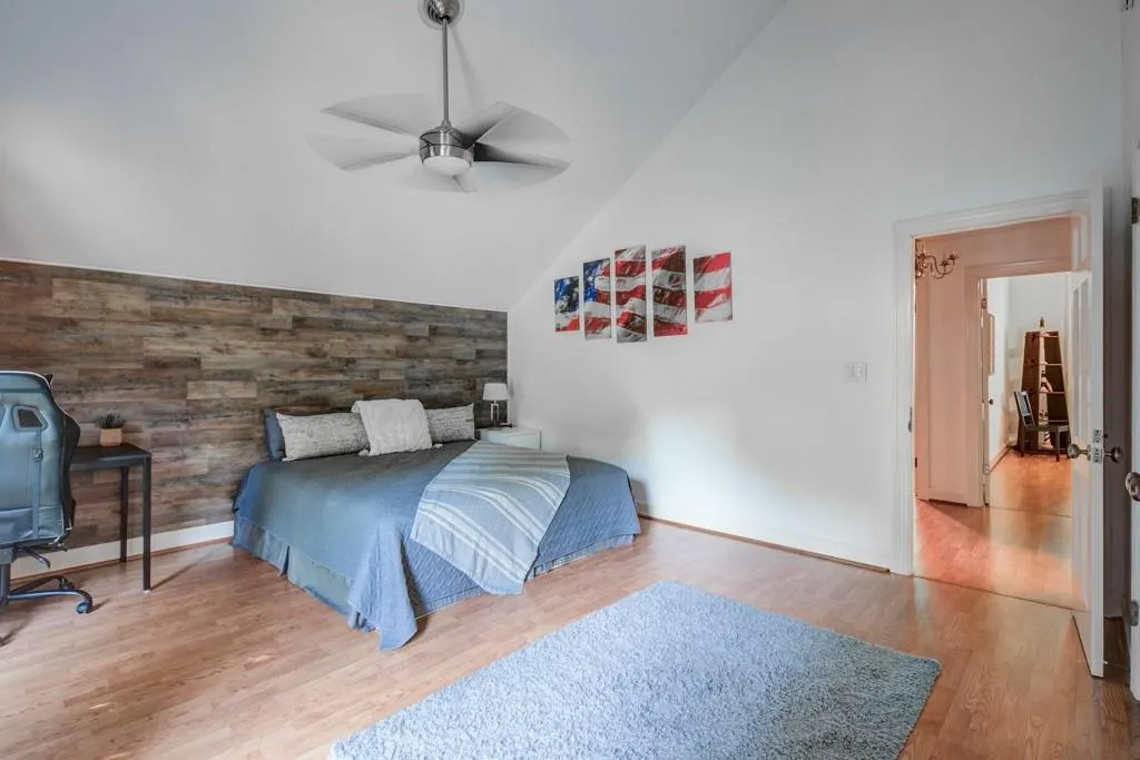 1110 Vernon Springs Court, Sandy Springs, Georgia 30327, 4 Bedrooms Bedrooms, ,3 BathroomsBathrooms,Residential,Sold,1110 Vernon Springs Court,6755194