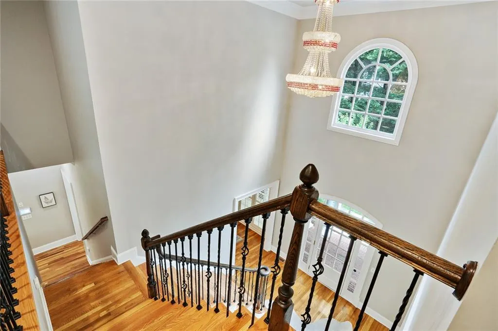 715 Windsor Parkway, Sandy Springs, Georgia 30342, 5 Bedrooms Bedrooms, ,6 BathroomsBathrooms,Residential,Sold,715 Windsor Parkway,7216313