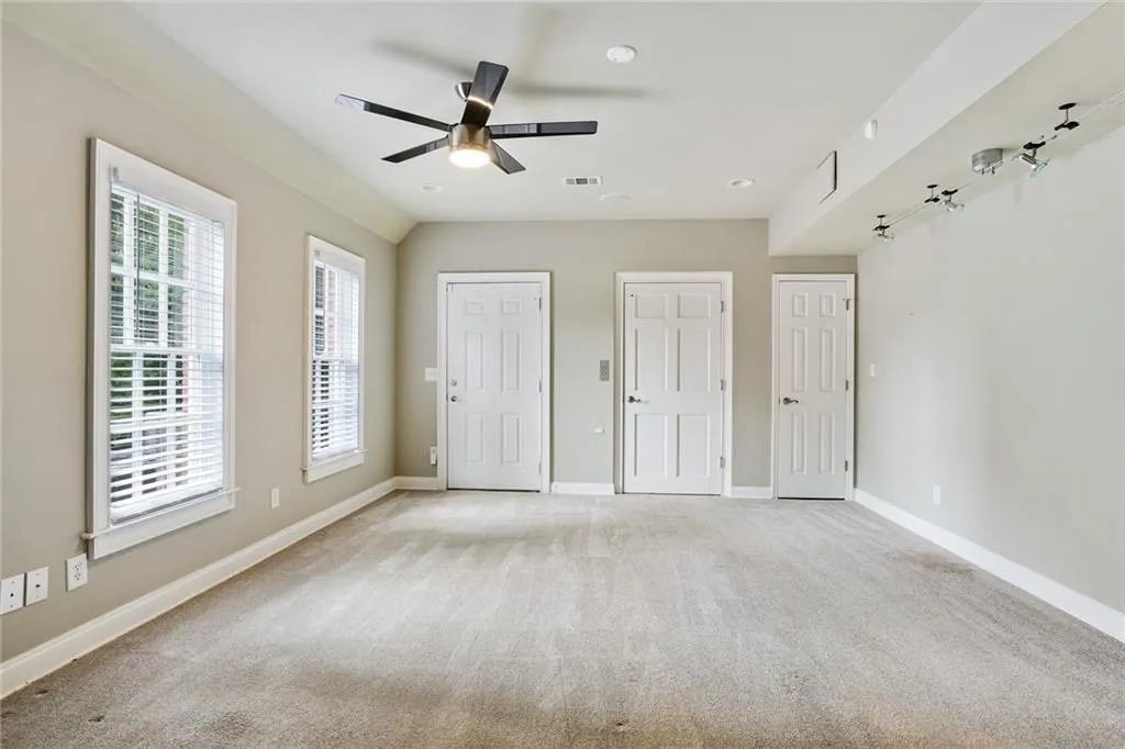 715 Windsor Parkway, Sandy Springs, Georgia 30342, 5 Bedrooms Bedrooms, ,6 BathroomsBathrooms,Residential,Sold,715 Windsor Parkway,7216313