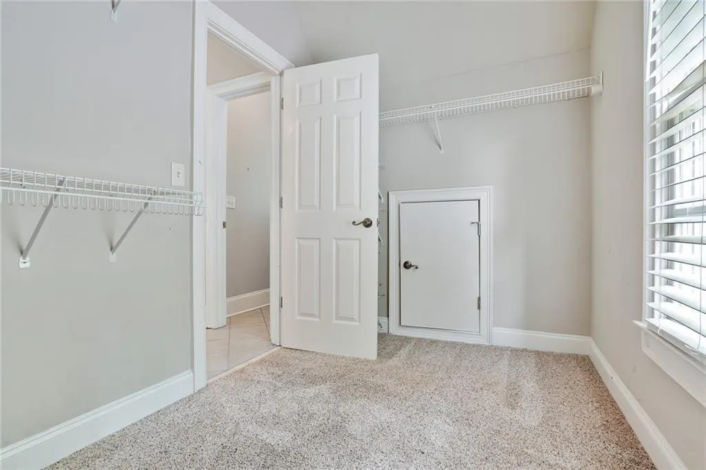 715 Windsor Parkway, Sandy Springs, Georgia 30342, 5 Bedrooms Bedrooms, ,6 BathroomsBathrooms,Residential,Sold,715 Windsor Parkway,7216313