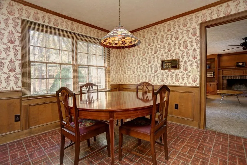 7570 Hunters Woods Drive, Sandy Springs, Georgia 30350, 4 Bedrooms Bedrooms, ,3 BathroomsBathrooms,Residential,Sold,7570 Hunters Woods Drive,5779985 7570 Hunters Woods Drive, Sandy Springs, Georgia 30350, 4 Bedrooms Bedrooms, ,3 BathroomsBathrooms,Residential,Sold,7570 Hunters Woods Drive,5779985