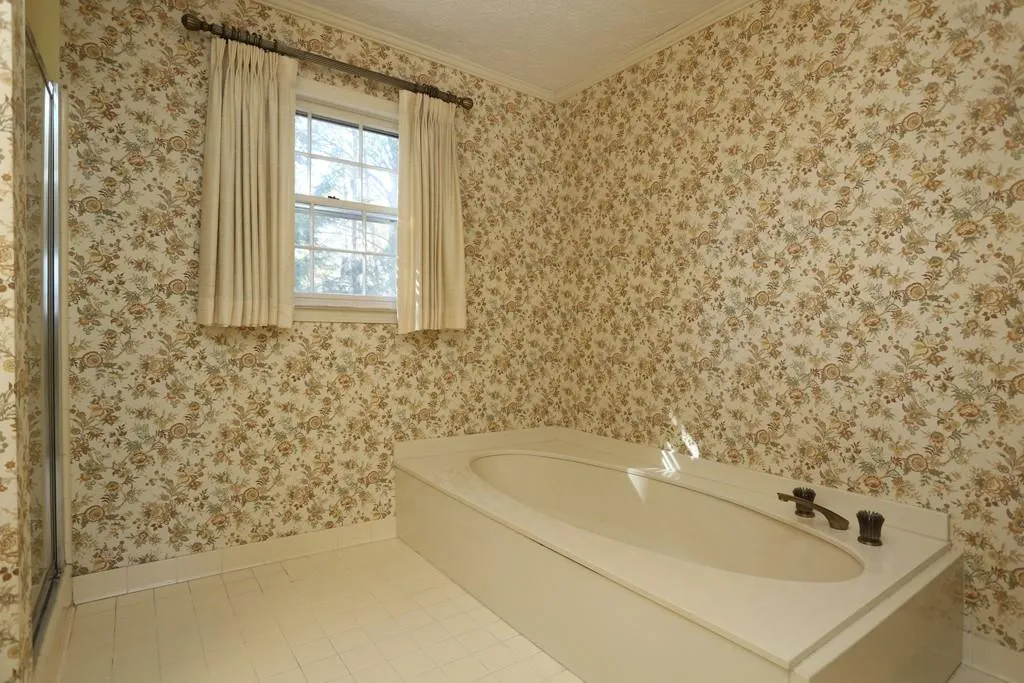 7570 Hunters Woods Drive, Sandy Springs, Georgia 30350, 4 Bedrooms Bedrooms, ,3 BathroomsBathrooms,Residential,Sold,7570 Hunters Woods Drive,5779985 7570 Hunters Woods Drive, Sandy Springs, Georgia 30350, 4 Bedrooms Bedrooms, ,3 BathroomsBathrooms,Residential,Sold,7570 Hunters Woods Drive,5779985