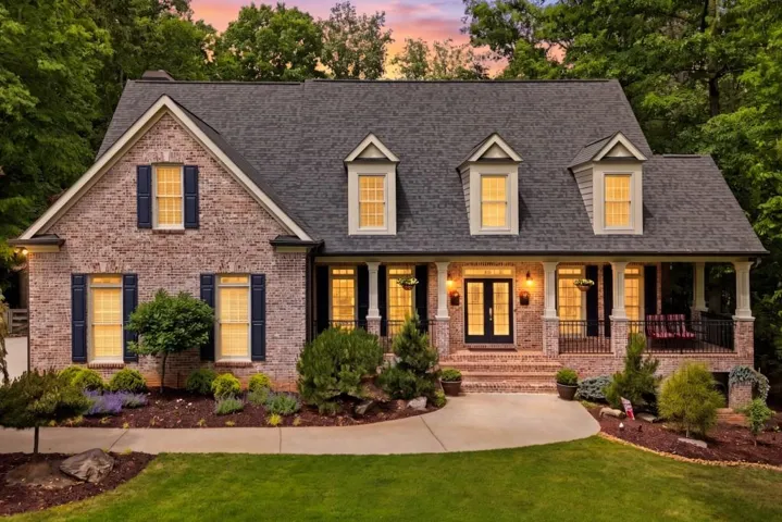 Welcome to THE BEST Home in Taylor Glen! Top Schools, 3.5 Acres, Seller concession to paint the Kitchen Cabinets, and the Happiest Neighborhood in Milton!