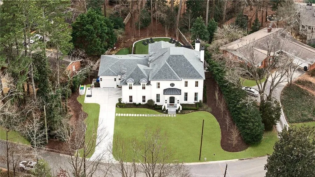 715 Amberidge Trail, Sandy Springs, Georgia 30328, 6 Bedrooms Bedrooms, ,5 BathroomsBathrooms,Residential,For Sale,715 Amberidge Trail,7731076