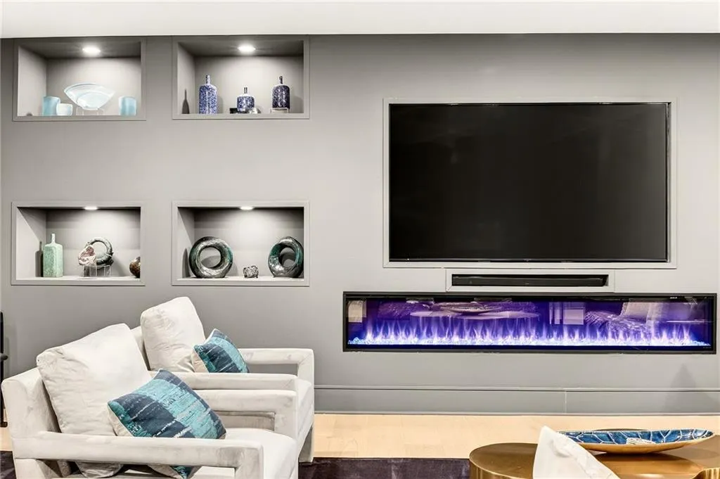 715 Amberidge Trail, Sandy Springs, Georgia 30328, 6 Bedrooms Bedrooms, ,5 BathroomsBathrooms,Residential,For Sale,715 Amberidge Trail,7731076